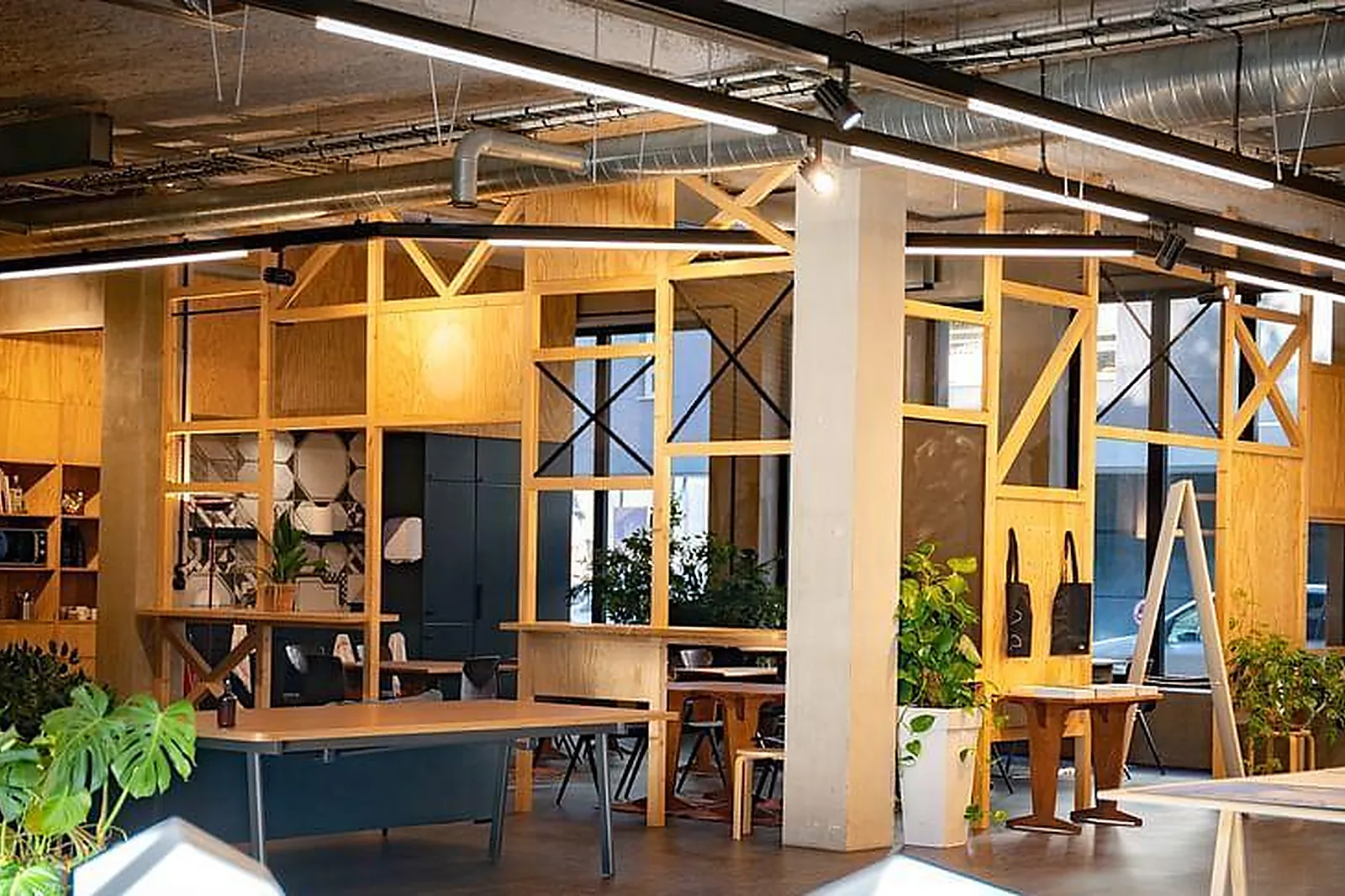 Lieux événementiels, AGORA [QUARTIER DE LA CRÉATION]